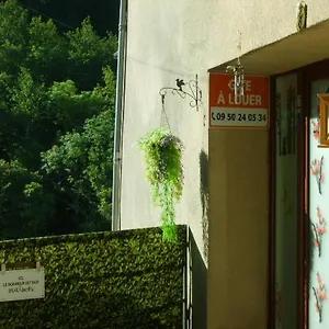 Maison Dans Une Cite De Caractere Agreable. Auzon